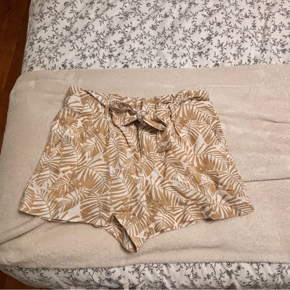 LOFT Tan and White High Waist Shorts with Tropical Print